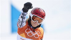 VÍTĚZSTVÍ. Česká snowboardistka Ester Ledecká v cíli olympijského paralelního... VÍTĚZSTVÍ. Česká snowboardistka Ester Ledecká v cíli olympijského paralelního...