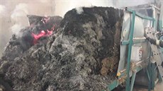 Linku na výrobu balíků slámy v zemědělském družstvu v Brodku u Prostějova... Linku na výrobu balíků slámy v zemědělském družstvu v Brodku u Prostějova...