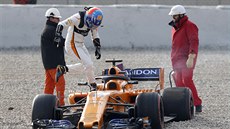 Fernando Alonso s McLarenem v problémech při testování před sezonou formule 1... Fernando Alonso s McLarenem v problémech při testování před sezonou formule 1...