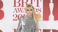 Zpvaka Paloma Faith na Brit Awards (Londýn, 21. února 2018)