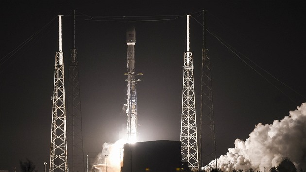 Padest start rakety Falcon 9 spolenosti SpaceX se uskutenil 6.3.2018 z leteck zkladny na Cape Canaveral.
