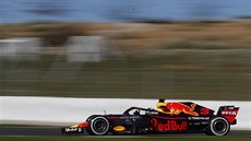 Daniel Ricciardo při předsezonních testech v Barceloně. Daniel Ricciardo při předsezonních testech v Barceloně.