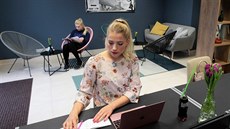 První karlovarské coworkingové centrum Bwork je v objektu podnikatelských... První karlovarské coworkingové centrum Bwork je v objektu podnikatelských...