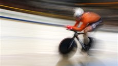 Nizozemský dráhový cyklista Jeffrey Hoogland v závodě na kilometr s pevným... Nizozemský dráhový cyklista Jeffrey Hoogland v závodě na kilometr s pevným...