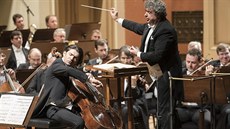 Cellista Gautier Capuçon a dirigent Semjon Byčkov na koncertě v Rudolfinu Cellista Gautier Capuçon a dirigent Semjon Byčkov na koncertě v Rudolfinu