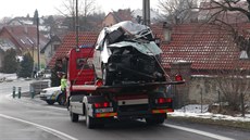 V obci Oleška zemřela při střetu osobního a nákladního vozidla řidička. Policie... V obci Oleška zemřela při střetu osobního a nákladního vozidla řidička. Policie...