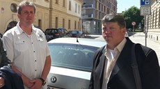 Klatovský soud poslal strážníky ze Sušice Bohumila Daňka (vlevo) a Zdeňka... Klatovský soud poslal strážníky ze Sušice Bohumila Daňka (vlevo) a Zdeňka...