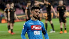 TOHLE NEČEKAL. Zklamaný Lorenzo Insigne z Neapole během zápasu s AS Řím, který... TOHLE NEČEKAL. Zklamaný Lorenzo Insigne z Neapole během zápasu s AS Řím, který...