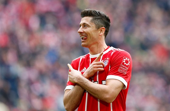Robert Lewandowski (Bayern Mnichov) se usmívá po vstelené brance do sít...