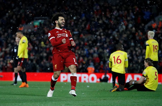 MISTROVSKÝ VÝKON. Mohamed Salah (Liverpool) nasázel do sít Watfordu tyi...