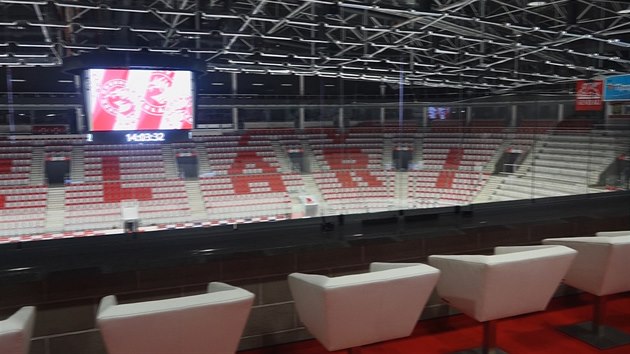 Bazén, sauna, prostorná kabina. Werk arena má luxusní zázemí Bazén, sauna, prostorná kabina. Werk arena má luxusní zázemí