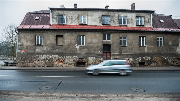 Pzem mlna v Hronov obval ddeek sourozenc apkovch. Dochovala se tam pekask pec.