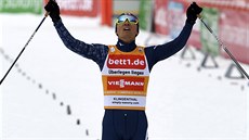 Japonský sdruženář Akito Watabe se stal poprvé vítězem Světového poháru Japonský sdruženář Akito Watabe se stal poprvé vítězem Světového poháru