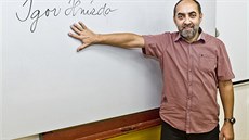 Petr Martínek byl prvním učitelem, který získal ocenění Zlatý Ámos pro... Petr Martínek byl prvním učitelem, který získal ocenění Zlatý Ámos pro...