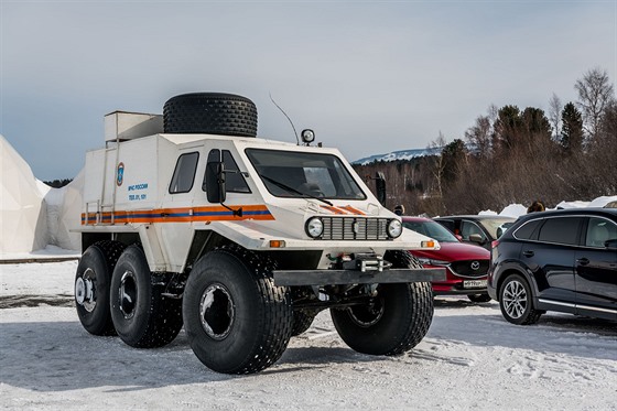 S Mazdou CX-5 pes zamrzl Bajkal