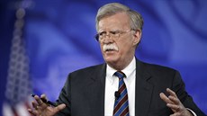 Někdejší velvyslance USA při OSN a budoucí bezpečnostní poradce Donalda Trumpa... Někdejší velvyslance USA při OSN a budoucí bezpečnostní poradce Donalda Trumpa...