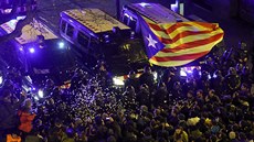 Barcelona. Protesty proti španělské prokuratuře, která obžalovala třináct... Barcelona. Protesty proti španělské prokuratuře, která obžalovala třináct...