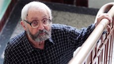 Václav Hradílek je autorem historického romaneta Princ a spratek, které se... Václav Hradílek je autorem historického romaneta Princ a spratek, které se...
