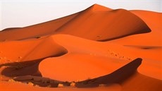 Saharská klasika: písečné ergy u Merzougy v Maroku Saharská klasika: písečné ergy u Merzougy v Maroku