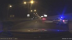 Policisté pronásledovali řidiče po Jižní spojce, ten měl zákaz řízení Policisté pronásledovali řidiče po Jižní spojce, ten měl zákaz řízení