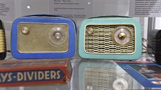 Radiopřijímače Tesla 2800B z roku 1958. (Galerie Informačního centra v Hulíně... Radiopřijímače Tesla 2800B z roku 1958. (Galerie Informačního centra v Hulíně...