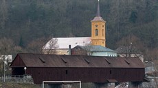 Krytý most v Radošově čeká zásadní oprava. Krytý most v Radošově čeká zásadní oprava.