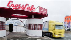 Firma chystala otevření kavárny v prvorepublikové benzince. Snímek je z března 2018. Firma chystala otevření kavárny v prvorepublikové benzince. Snímek je z března 2018.