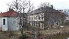 Pohled zvenku. Stav památky je žalostný. Pohled zvenku. Stav památky je žalostný.