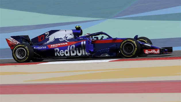 Pierre Gasly z Toro Rosso bhem trninku v Bahrajnu