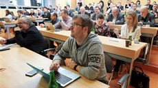 MF Dnes uspořádala v jednacím sále krajského úřadu konferenci Smart region Tour. MF Dnes uspořádala v jednacím sále krajského úřadu konferenci Smart region Tour.