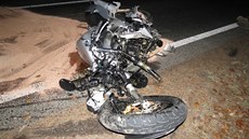Motorkář střet s osobním autem nad Lanškrounem nepřežil. Motorkář střet s osobním autem nad Lanškrounem nepřežil.