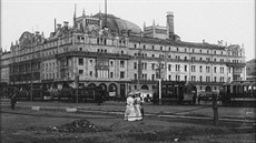 Moskevský Hotel Metropol na dobovém snímku Moskevský Hotel Metropol na dobovém snímku