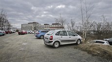 Epidemie koronaviru ukázala, že infekční pracoviště jsou zapotřebí. To v Plzni by mohlo stát na dnešním parkovišti u nemocnice na Lochotíně. Epidemie koronaviru ukázala, že infekční pracoviště jsou zapotřebí. To v Plzni by mohlo stát na dnešním parkovišti u nemocnice na Lochotíně.
