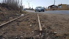Pestavba domalické elezniní trati a pilehlé hlavní silnice na okraji Plzn...