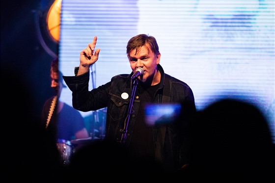 Michal Hrza v praském Lucerna Music Baru, 11. dubna 2018