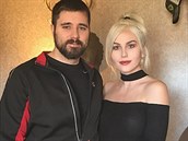 Poprvé poznala Jareda ještě jako Aaron. Dnes s ním Erin prožívá lásku svého... Poprvé poznala Jareda ještě jako Aaron. Dnes s ním Erin prožívá lásku svého...