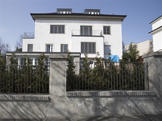 Vila prezidentova kancléře Vratislava Mynáře v Praze Strašnicích