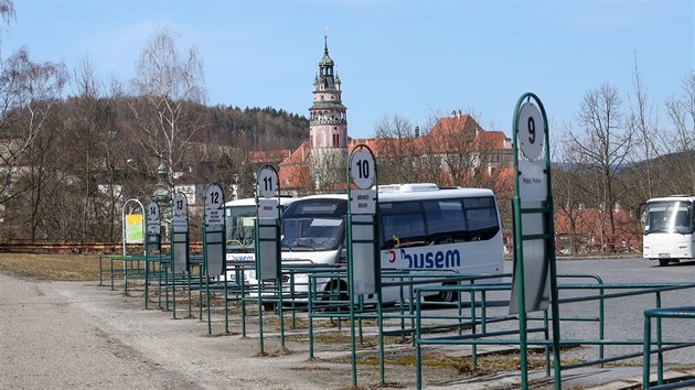 Zan oprava zastaralho autobusovho ndra v eskm Krumlov.