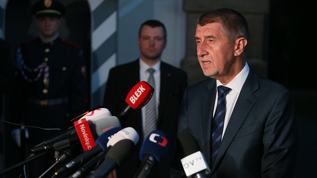 Premiér Andrej Babi po schzce s prezidentem v Lánech