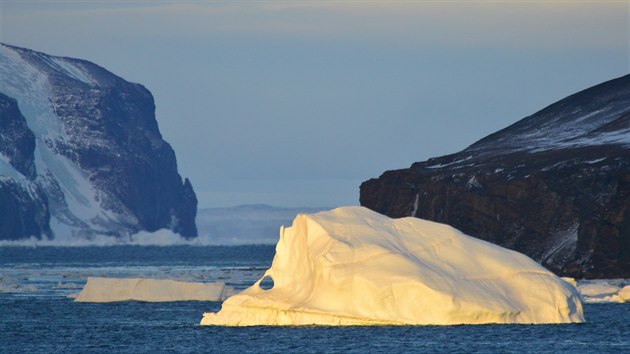Leton expedice vdc Masarykovy univerzity na Antarktidu byla rekordn - astnilo se j 19 vdc, kte tam strvili 70 dn, co je asi o 25 dn dle, ne je obvykl.