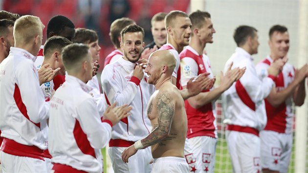 Fotbalist Slavie po zpase s Mladou Boleslav.