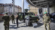 Army Day eské armády u praského obchodního centra na Floe (18.4.2018)