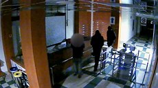 Maskovaní muži přepadli hlídače bazénu v pražském Podolí Maskovaní muži přepadli hlídače bazénu v pražském Podolí