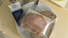 Chleba se sekanou a hoicí. Dieta pro prvozáchyt diabetu. Mstská nemocnice...