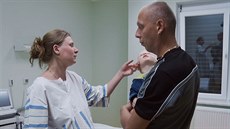 Květa a Jirka po příjezdu do porodnice. Květa a Jirka po příjezdu do porodnice.