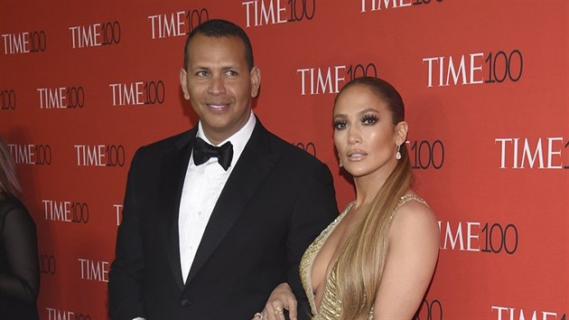 Alex Rodriguez a Jennifer Lopezová (New York, 24. dubna 2018) Alex Rodriguez a Jennifer Lopezová (New York, 24. dubna 2018)