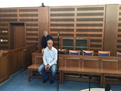 Piotr Jarosiński v případu "gangu navrtávačů" u Krajského soudu v Hradci... Piotr Jarosiński v případu "gangu navrtávačů" u Krajského soudu v Hradci...