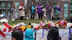 Toronto truchlí za obti Aleka Minassiana, který dodávkou zavradil deset lidí...