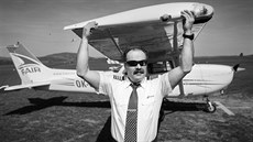 Pilot Vladislav Pružina na letišti v Benešově. Pilot Vladislav Pružina na letišti v Benešově.