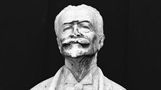 Bernard Mandelík koupil v roce 1891 ratbořský cukrovar i se statkem za půl... Bernard Mandelík koupil v roce 1891 ratbořský cukrovar i se statkem za půl...